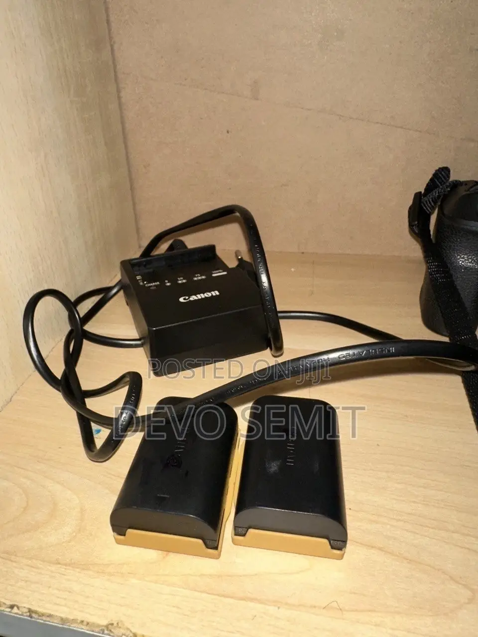 Camera Canon R