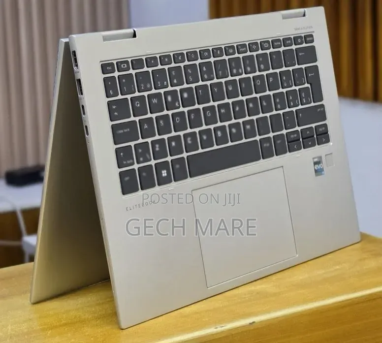 New Laptop HP EliteBook 1040 G8 32GB Intel Core i7 SSD 512GB