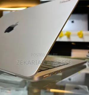 New Laptop Apple MacBook Air 2025 M4 16GB Apple M4 SSD 512GB