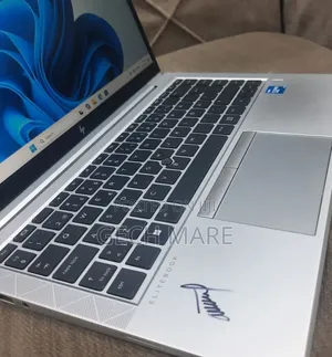 New Laptop HP EliteBook 840 G8 16GB Intel Core i5 SSD 512GB
