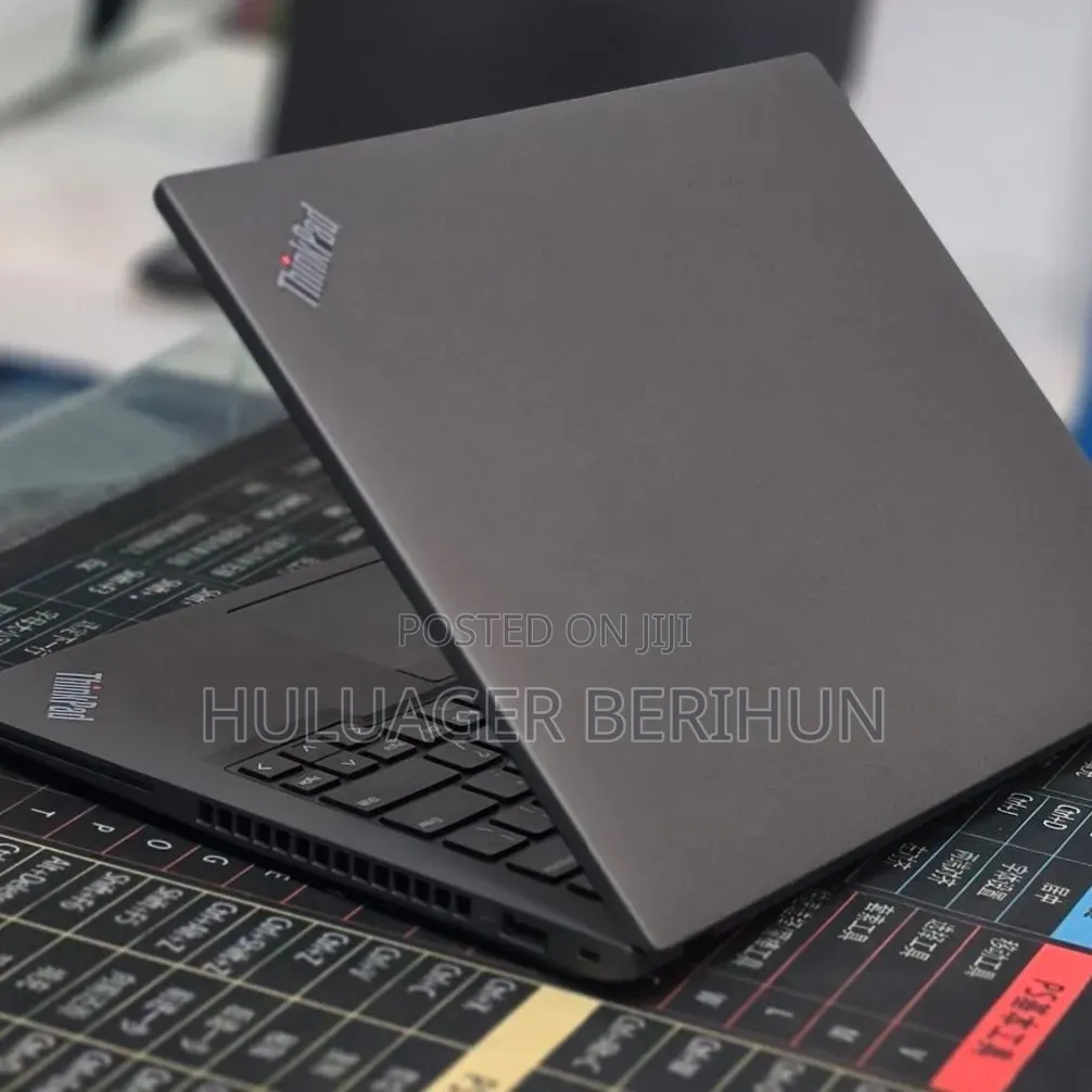 New Laptop Lenovo ThinkPad T14 G4 16GB Intel Core i7 SSD 512GB