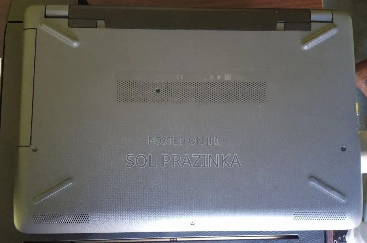 New Laptop HP 15s 8GB Intel Core i7 HDD 1T