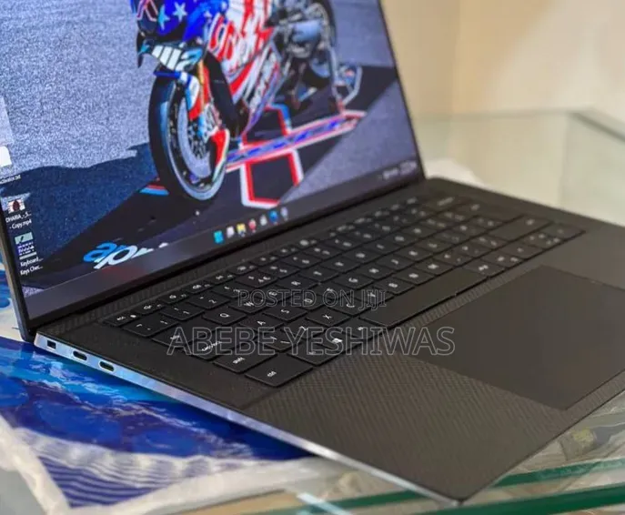New Laptop Dell Precision 5560 16GB Intel Core i7 SSD 512GB