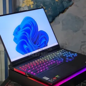 New Laptop Lenovo Legion 9 32GB AMD Ryzen 9 SSD 1T