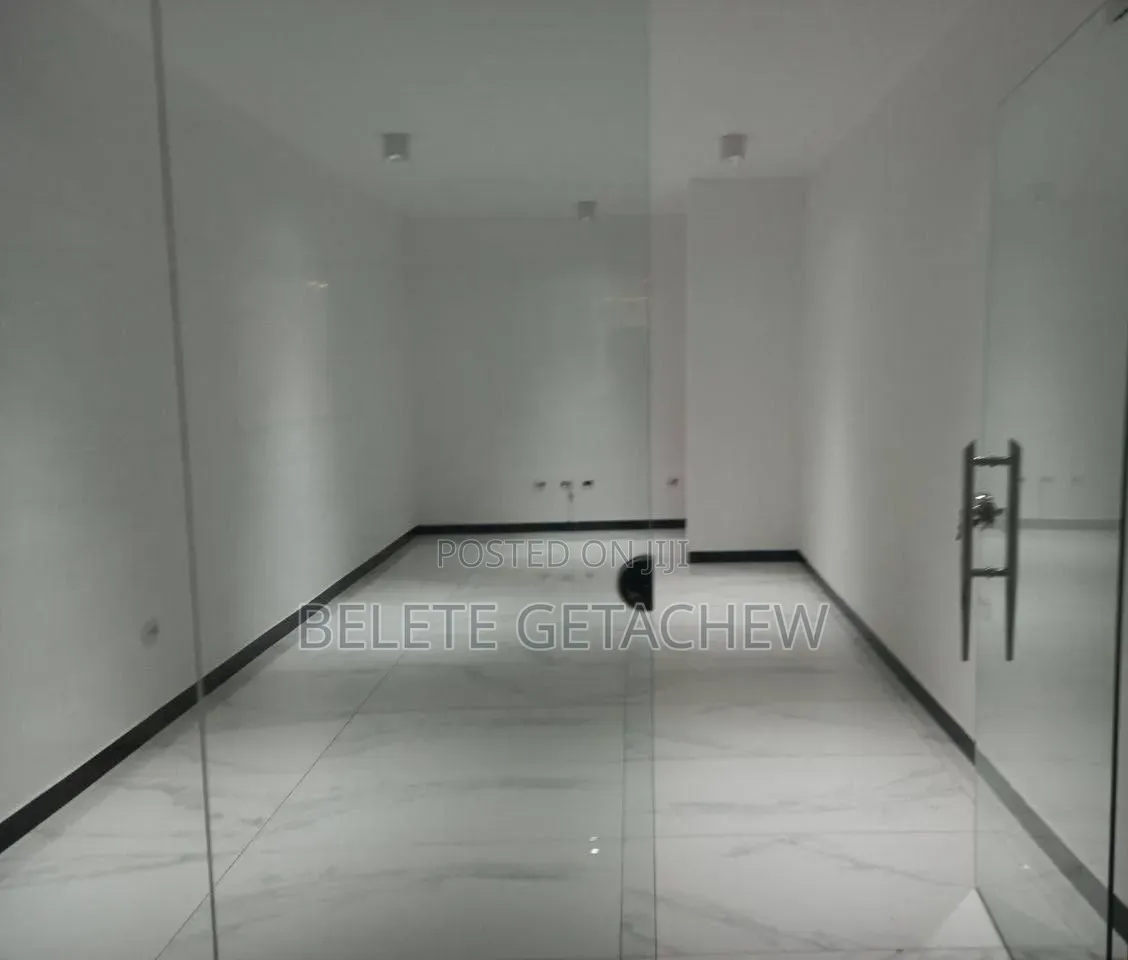 Bole Brass, Shop for Sale 34sqm