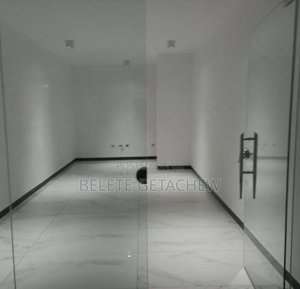 Bole Brass, Shop for Sale 34sqm