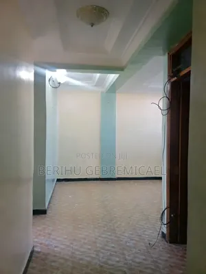 2bdrm Condo in ኣያት, Yeka for sale