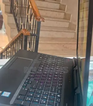 New Laptop HP OmniBook 5 14" 16GB Intel Core i7 SSD 1T