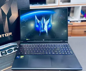 New Laptop Acer Predator Helios 18 PH18-71 16GB Intel Core i9 SSD 1T