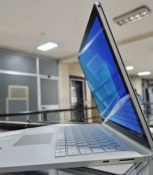 New Laptop Microsoft Surface Book 3 16GB Intel Core i7 SSD 256GB