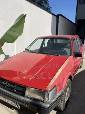 Toyota Corolla 1986 Red