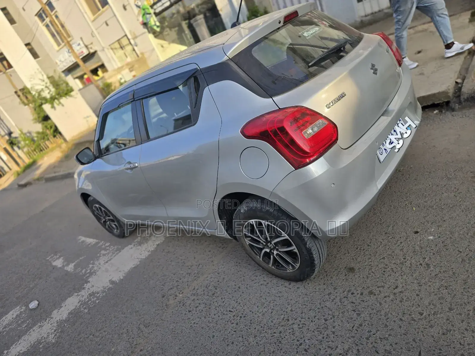 Suzuki Swift 2022 Silver