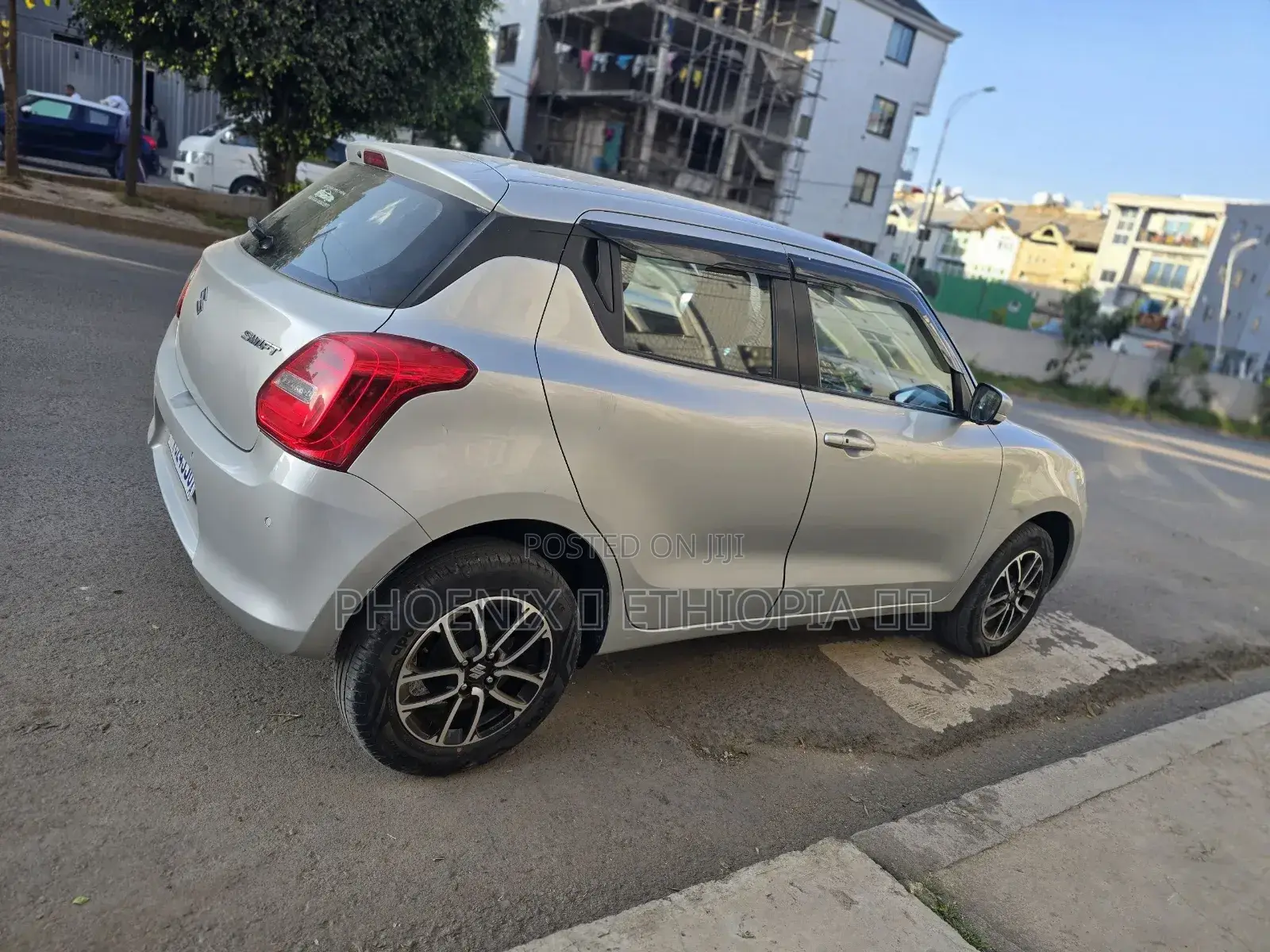 Suzuki Swift 2022 Silver