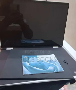 New Laptop HP OmniBook 5 Flip 16GB Intel Core i7 SSD 1T