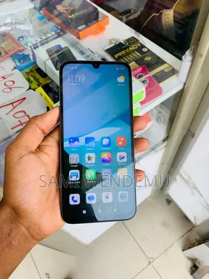 Mobile Phone 128 GB