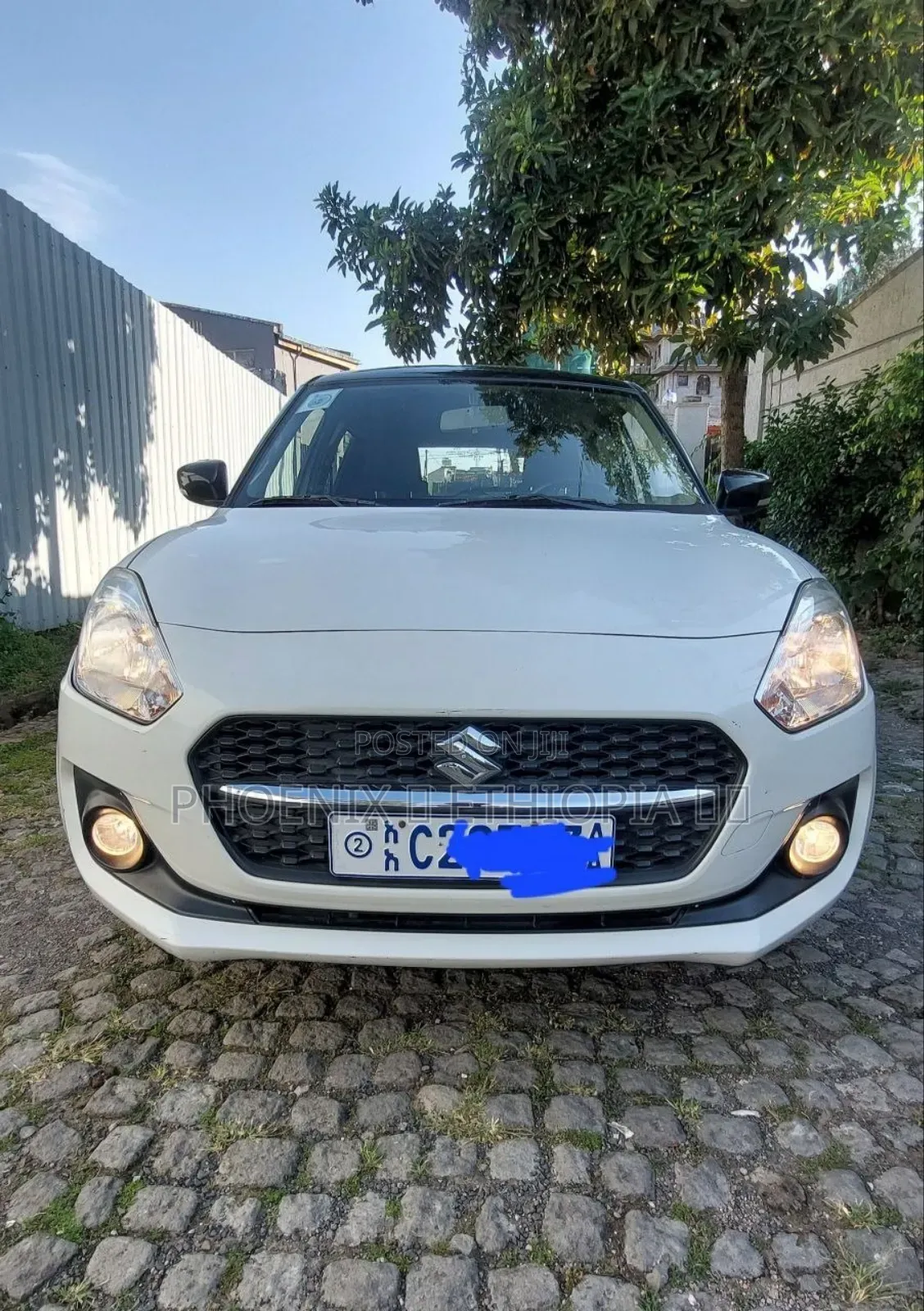 Suzuki Swift 2022 White