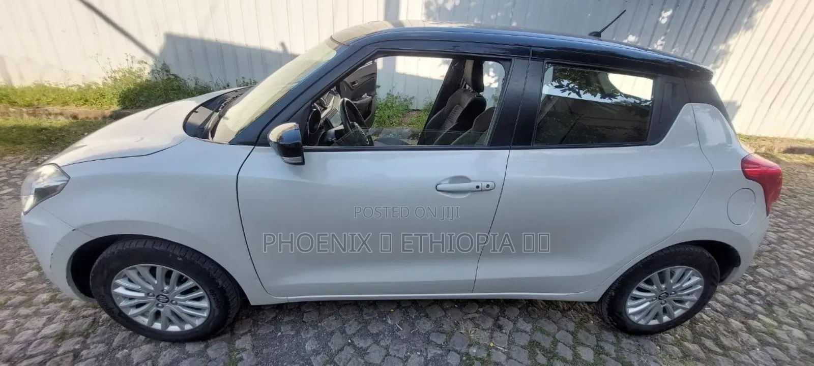 Suzuki Swift 2022 White