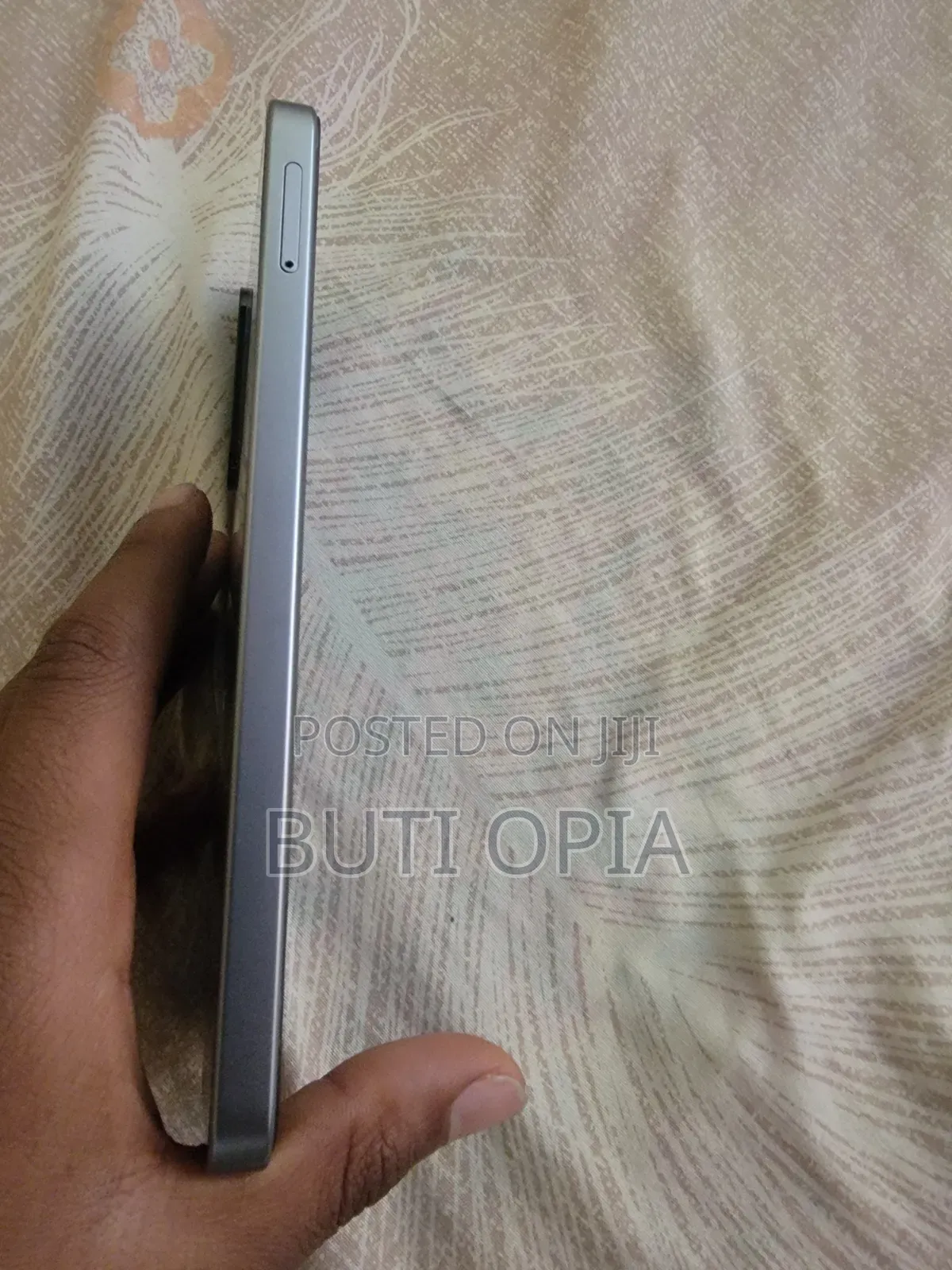 Samsung Galaxy M16 128 GB Silver