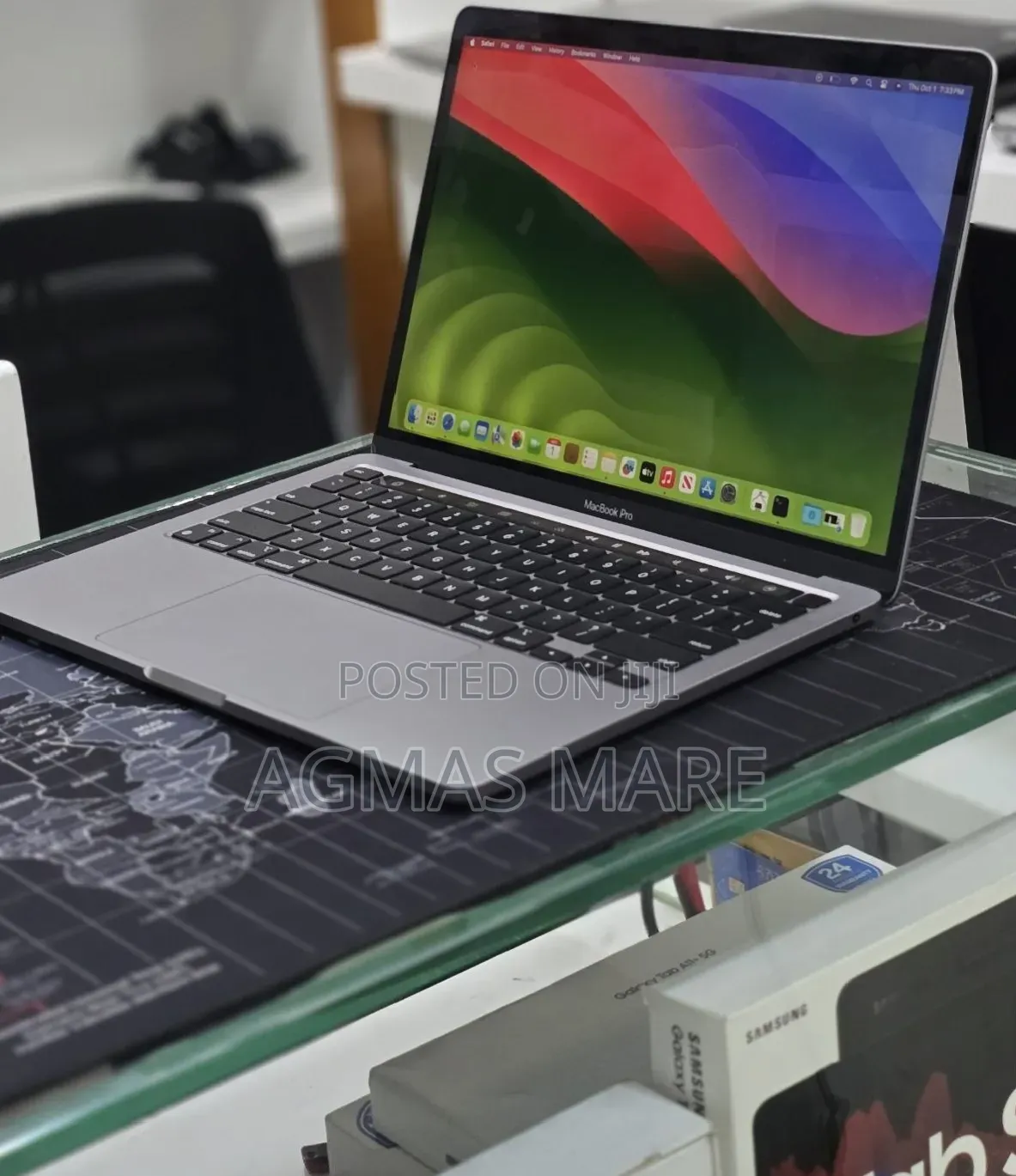 New Laptop Apple MacBook Pro 2020 M1 8GB Apple M1 SSD 512GB