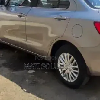Suzuki Dzire 2022 Silver