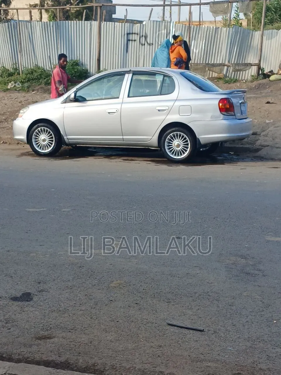 Toyota Platz 1.0 FWD 2005 Silver