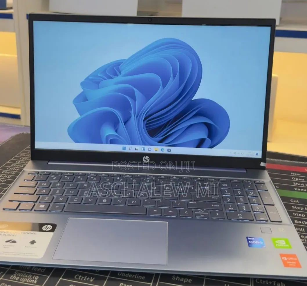 New Laptop HP Pavilion 15 16GB Intel Core i5 SSD 512GB