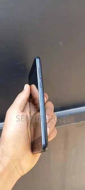 New Mobile Phone 16 GB Black