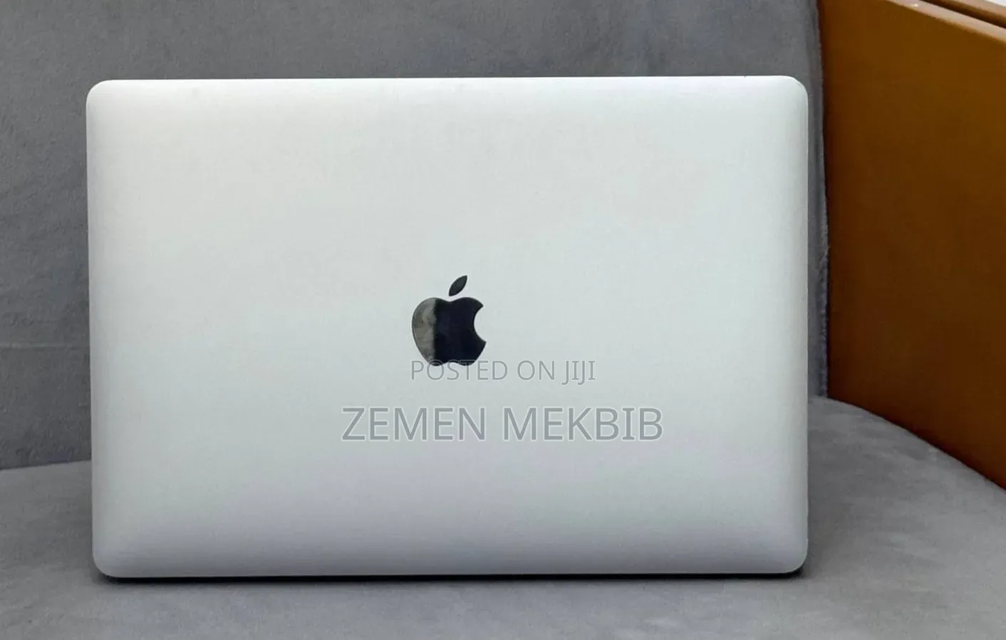 New Laptop Apple MacBook Air 2020 M1 8GB Apple M1 SSD 256GB