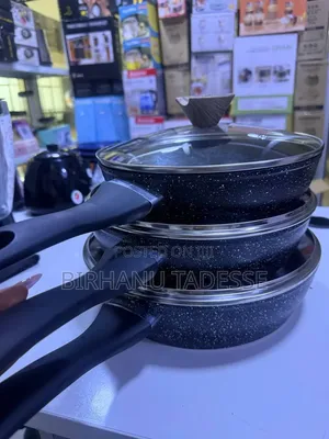 Momcoc Fry Pan Set የሴራሚክ መጥበሻ ከነክዳኑ