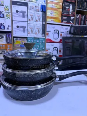 Momcoc Fry Pan Set የሴራሚክ መጥበሻ ከነክዳኑ