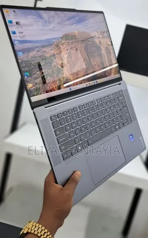 New Laptop Lenovo ThinkPad Yoga 32GB Intel Core Ultra 7 SSD 512GB