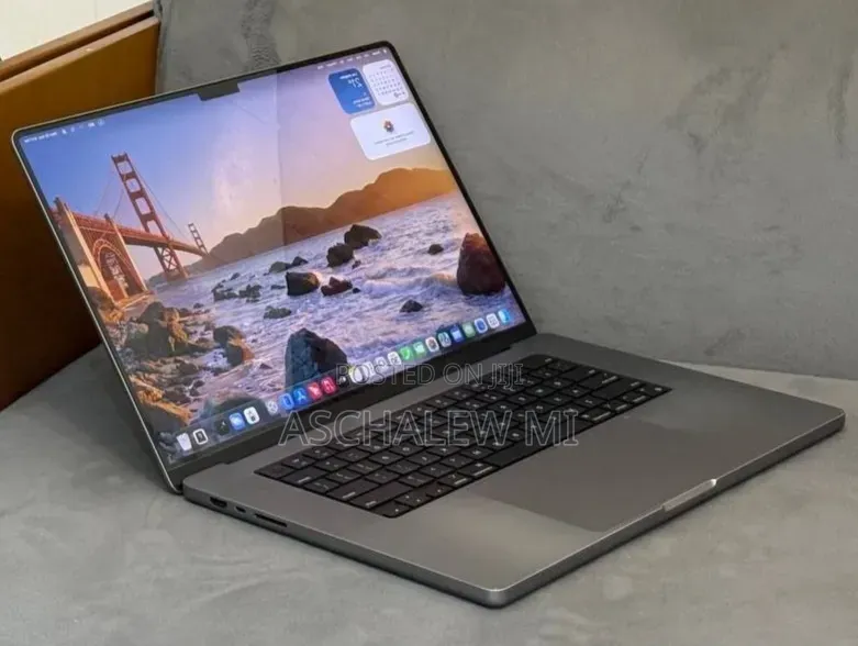 New Laptop Apple MacBook Pro 2021 M1 Max 32GB Apple M1 Max SSD 1T