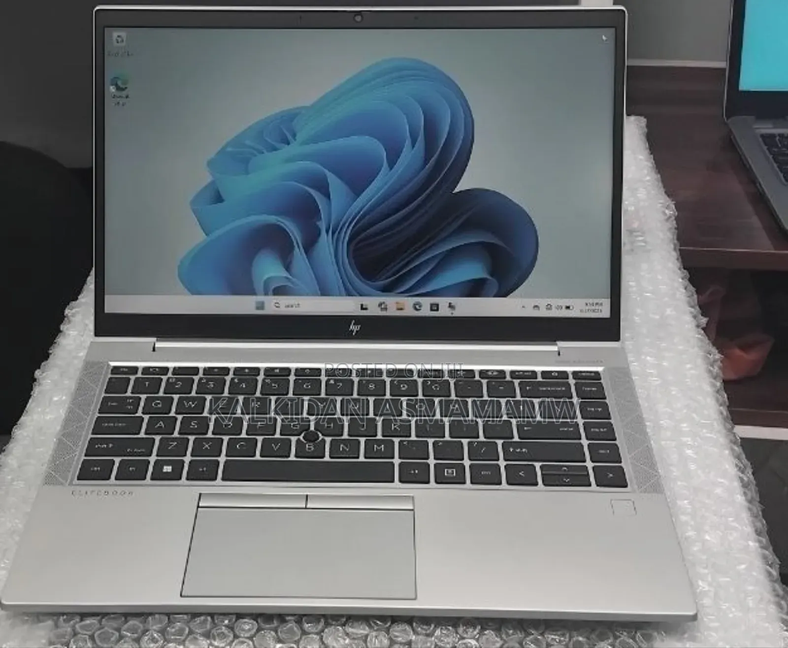 New Laptop HP EliteBook 840 16GB AMD Ryzen 5 SSD 512GB