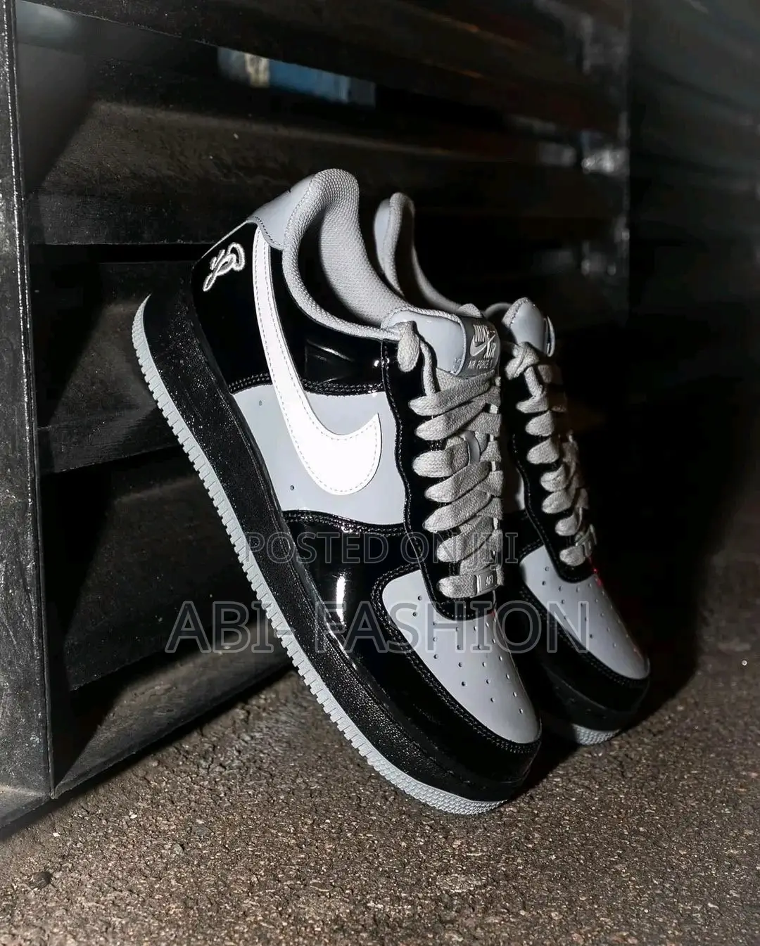 Nike Air Force 1Low X Syna World “Glossy Black”