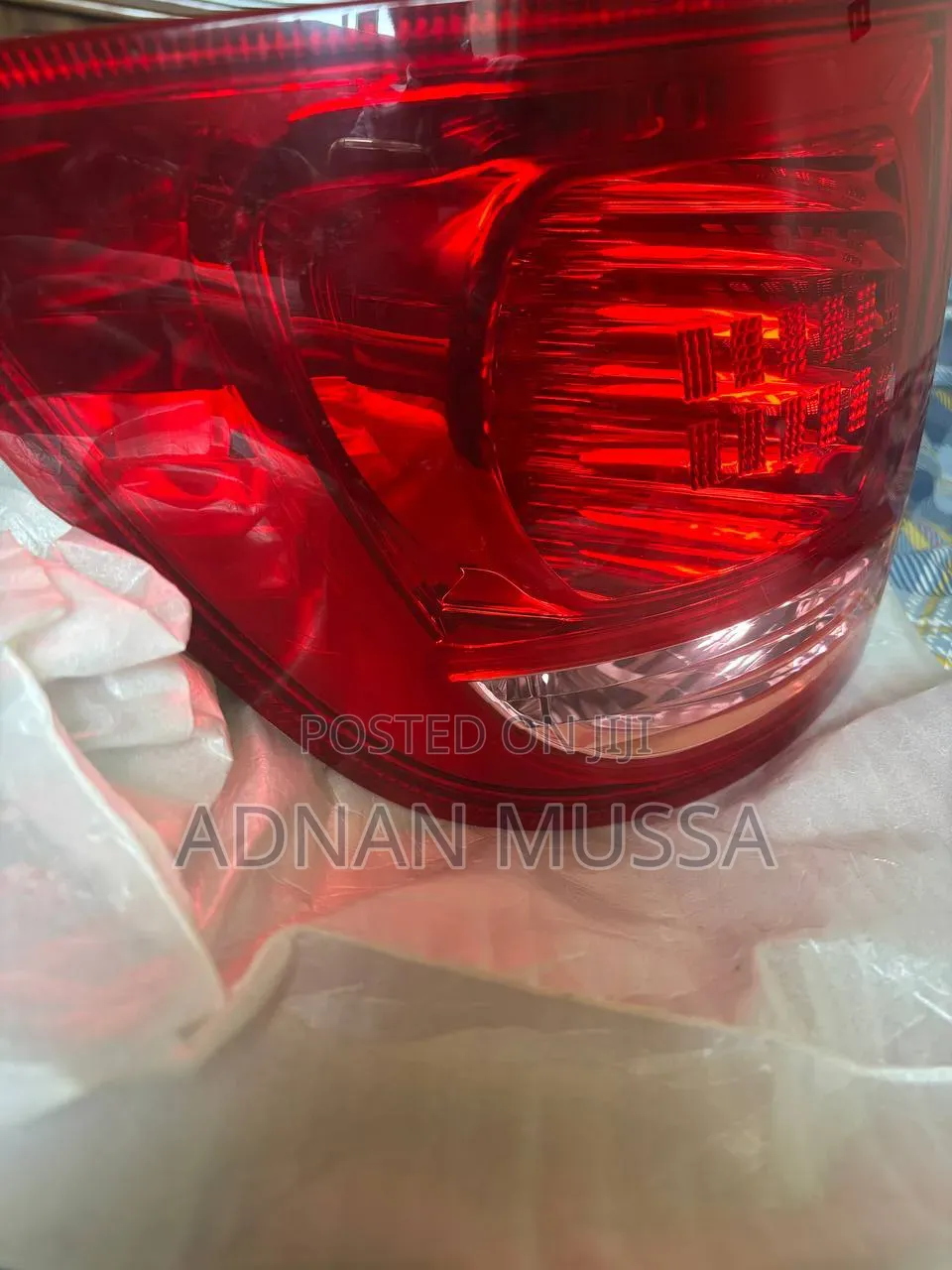 Fortuner Left Backlight 2005 Model