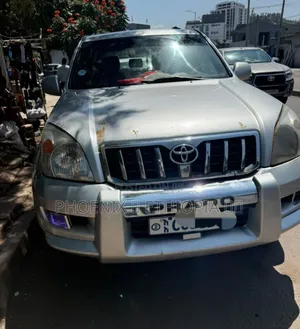 Toyota Land Cruiser Prado 2006 Silver