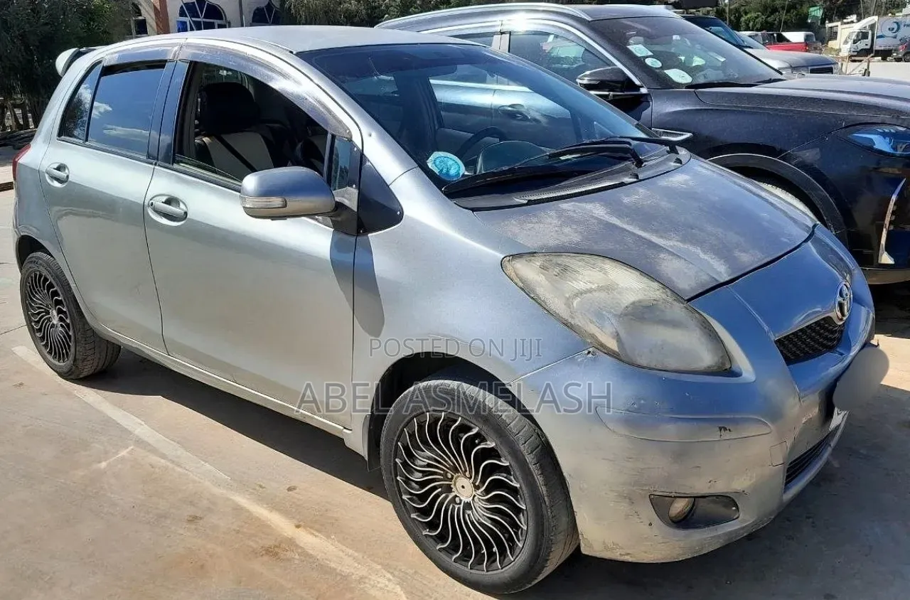 Toyota Yaris 2008 Silver