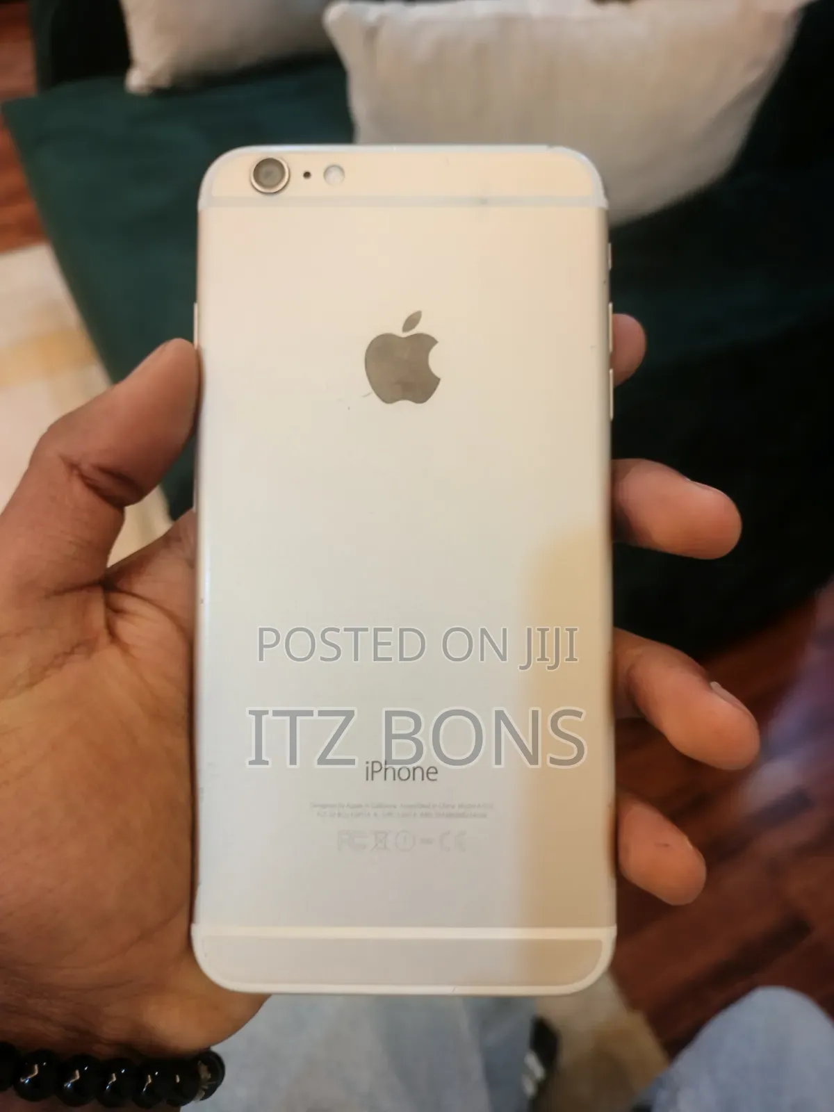 Apple iPhone 6s 64 GB Bronze
