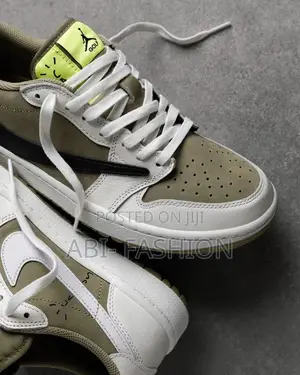 Air Jordan 1Low Golf X Travis Scott “Neutral Olive”