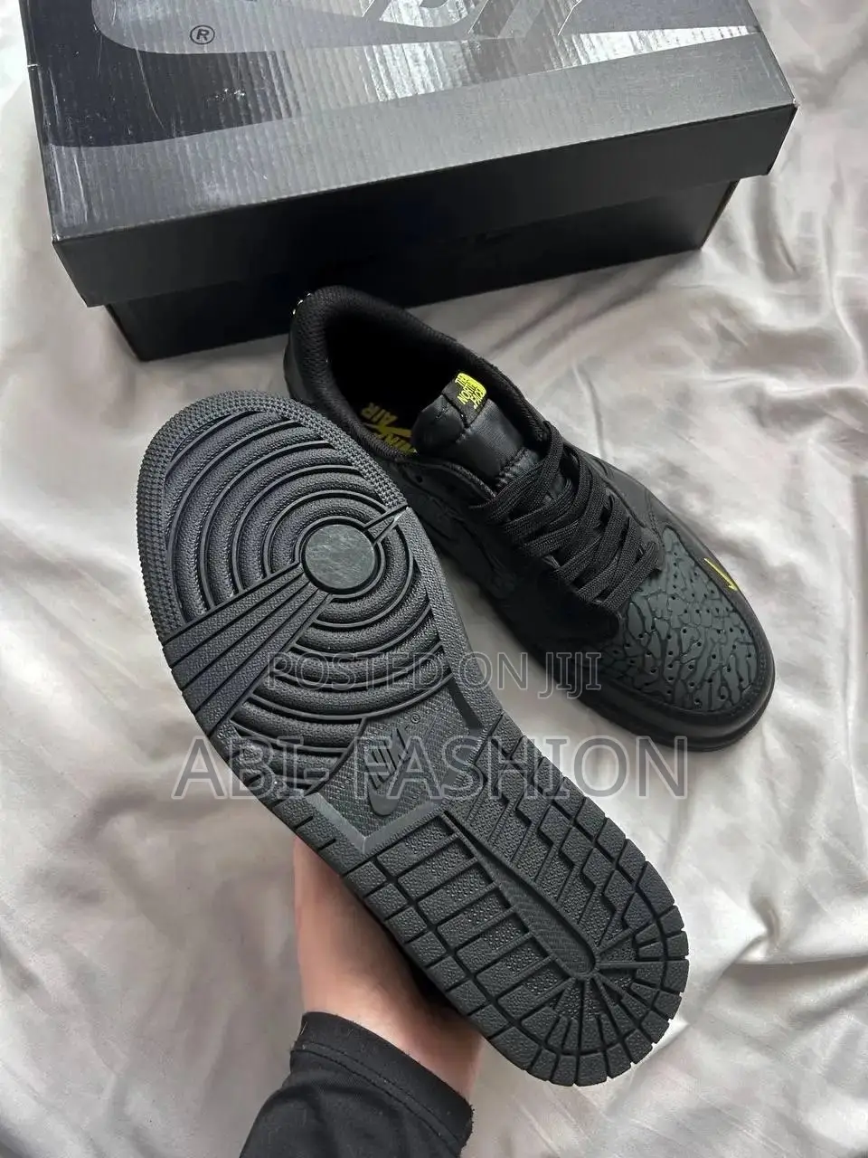 Air Jordan 1 Low SE “Black Elephant Print”