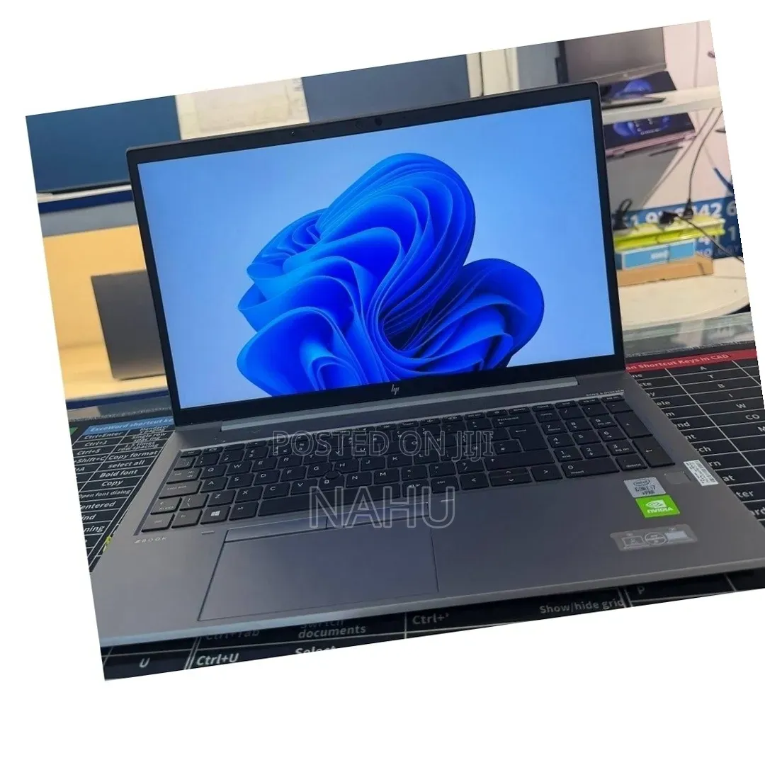 New Laptop HP ZBook Power G7 16GB Intel Core i7 SSD 512GB