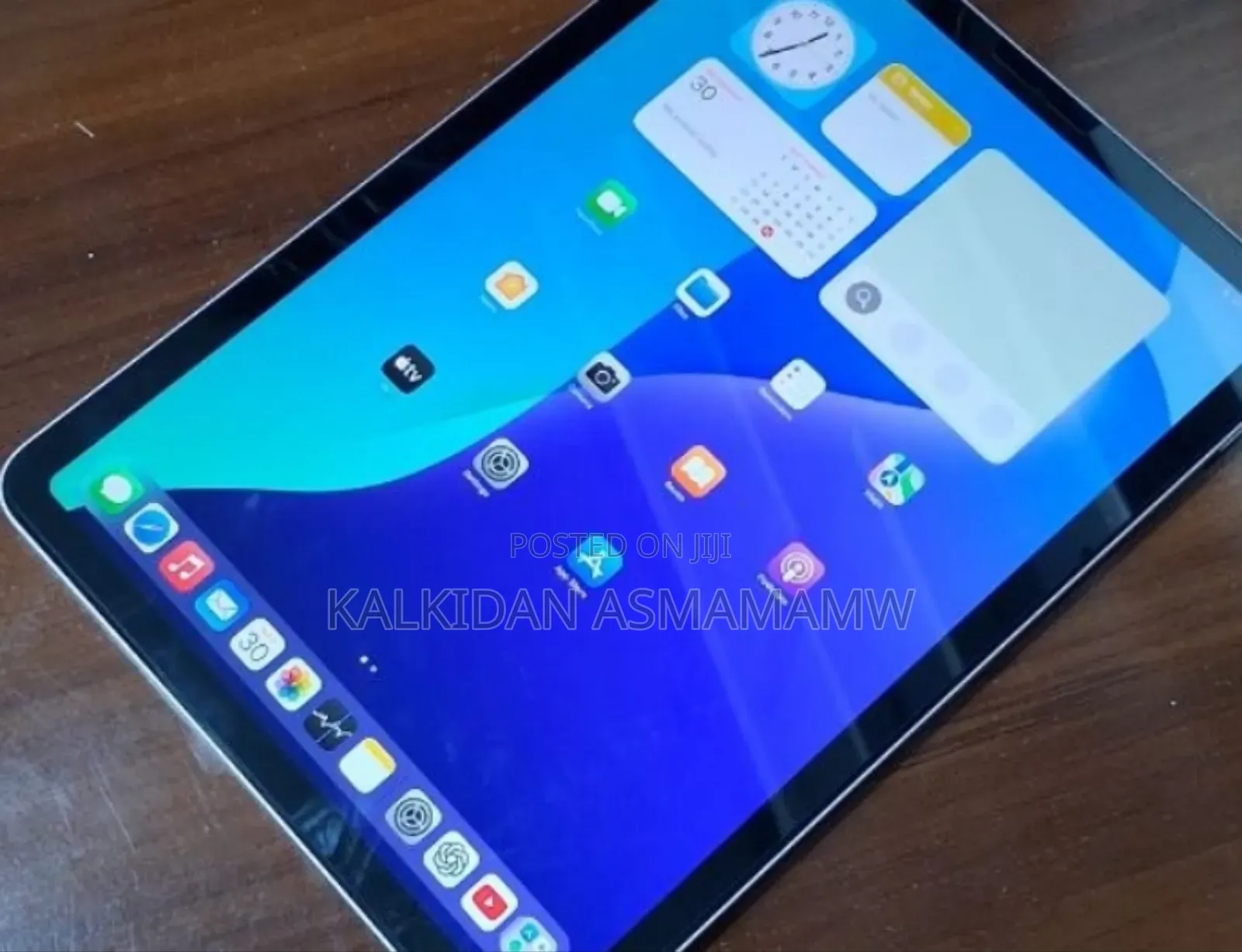 New Apple iPad Air 64 GB Silver