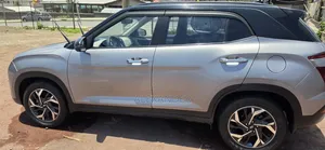 Hyundai Creta 2023 Silver