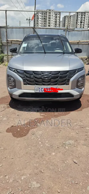 Hyundai Creta 2023 Silver