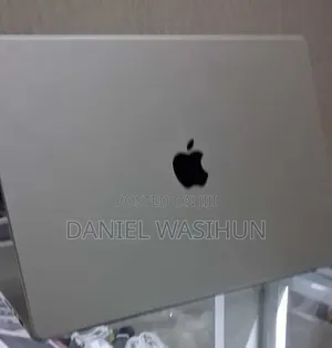 New Laptop Apple MacBook Pro 2021 M1 32GB Apple M1 Pro SSD 512GB