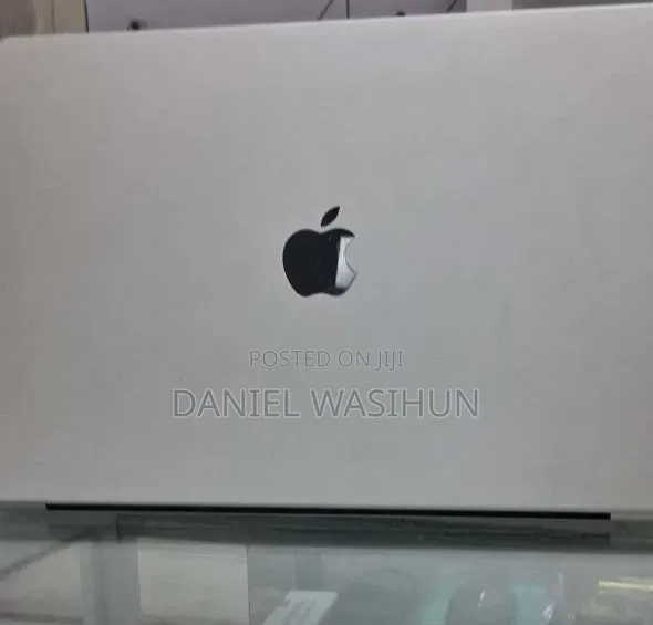 New Laptop Apple MacBook Pro 2021 M1 32GB Apple M1 Pro SSD 512GB