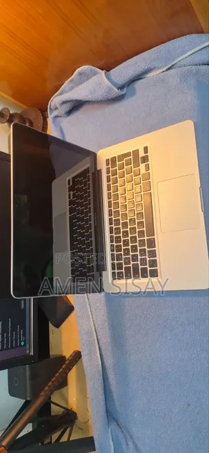 Laptop Apple MacBook Pro 2009 8GB Intel Core 2 Duo HDD 250GB