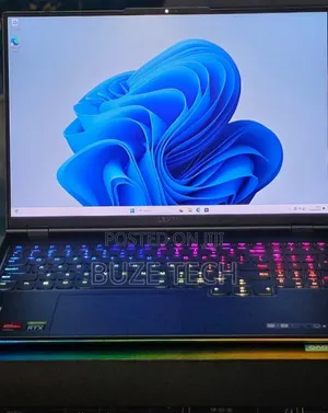 New Laptop Lenovo Legion 9 32GB AMD Ryzen 9 SSD 1T