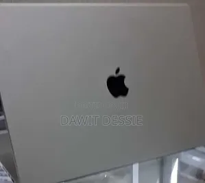 New Laptop Apple MacBook Pro 2021 M1 32GB Apple M1 Pro SSD 512GB