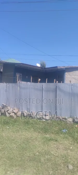 2bdrm House in Home, North Shewa for sale